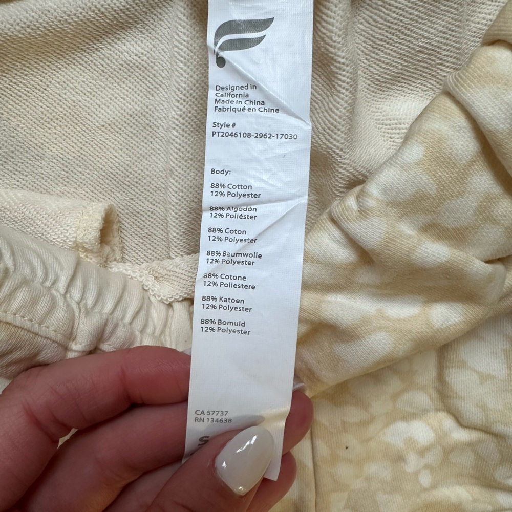 Fabletics Joggers - Picture 2 of 4